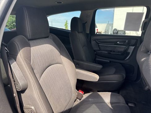 Used 2016 Chevrolet Traverse LT FWD image 21