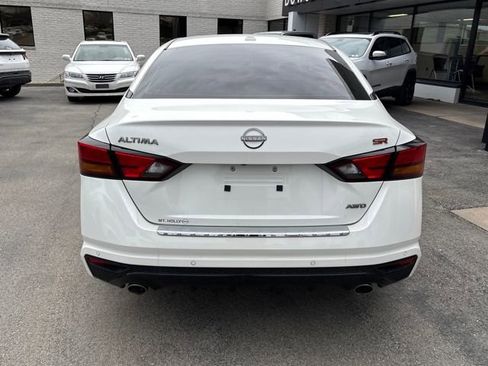Certified 2023 Nissan Altima 2.5 SR image 4