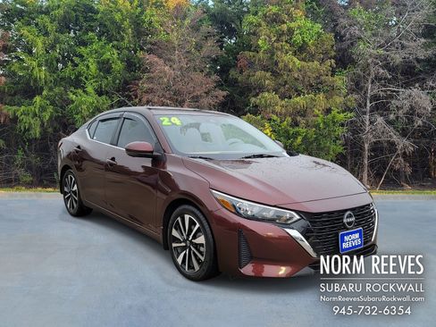 Used 2024 Nissan Sentra SV w/ SV Premium Package image 16