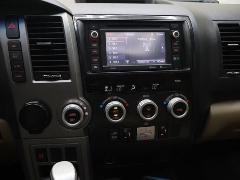 Used 2017 Toyota Sequoia Limited w/ Safety & Convenience Package RWD image 25