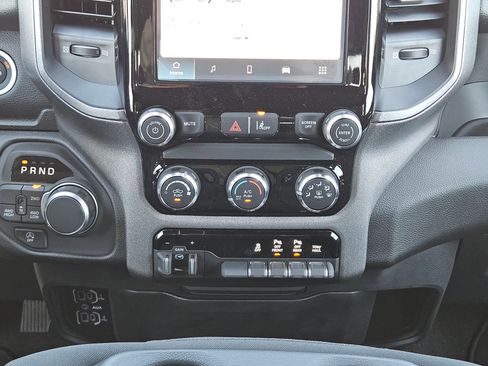 New 2026 RAM 1500 Express image 17