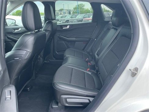 New 2025 Ford Escape SE w/ Class II Trailer Tow Package image 14