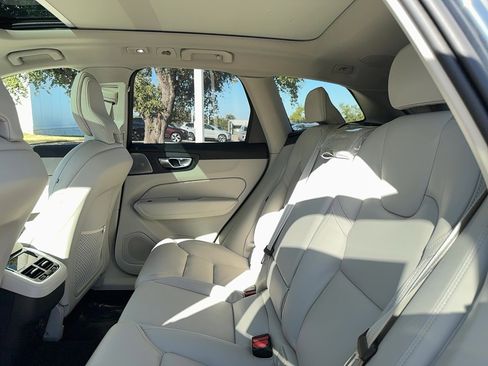 Used 2026 Volvo XC60 B5 Ultra w/ Protection Package Premier AWD/4WD image 15