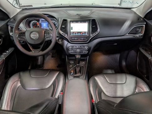 Used 2022 Jeep Cherokee Trailhawk w/ Sun, Sound & Nav Group AWD/4WD image 12