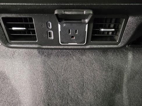 Certified 2024 Chevrolet Silverado 1500 LT image 17