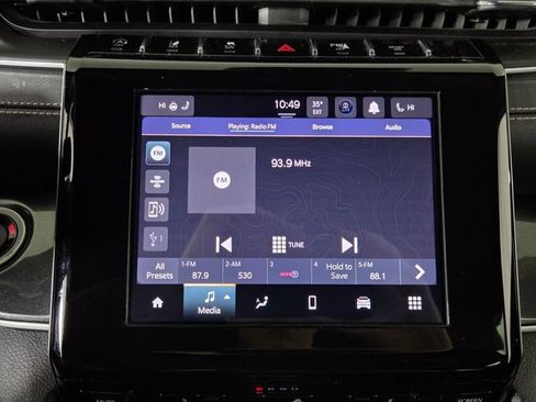 Used 2023 Jeep Grand Cherokee Altitude image 23