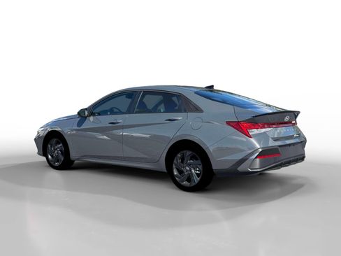 New 2026 Hyundai Elantra Sport image 9