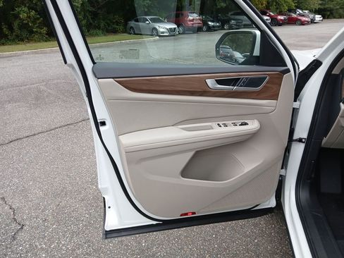 New 2026 Volkswagen Atlas SE AWD/4WD image 10