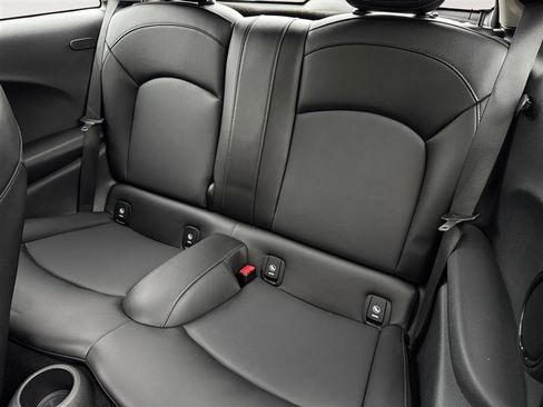 Used 2019 MINI Cooper S w/ Premium Package image 13