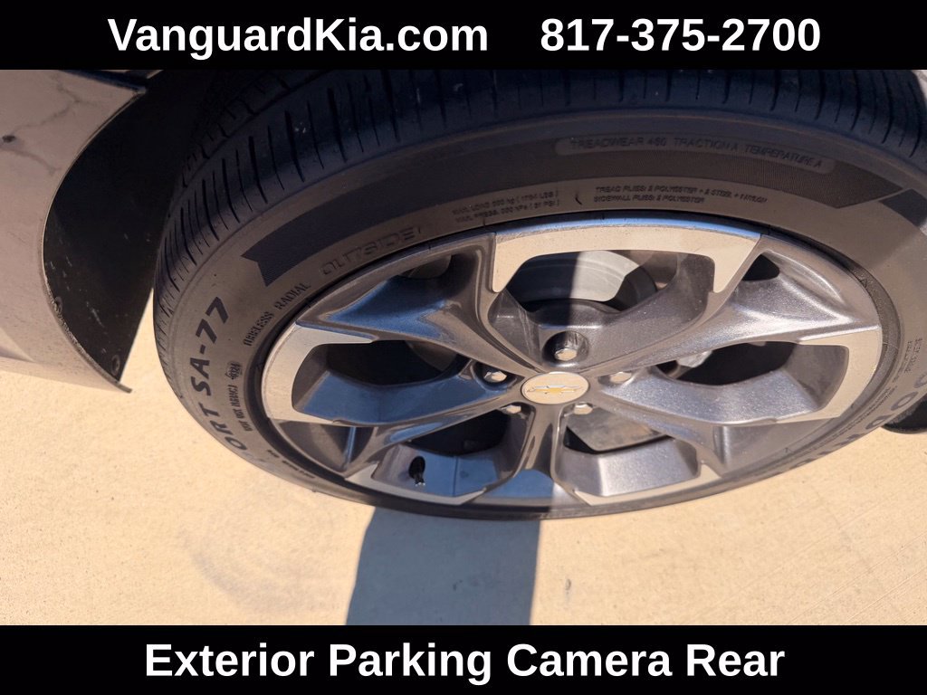 Used 2022 Chevrolet Malibu LT FWD image 10