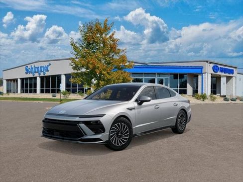 New 2025 Hyundai Sonata SEL image 1