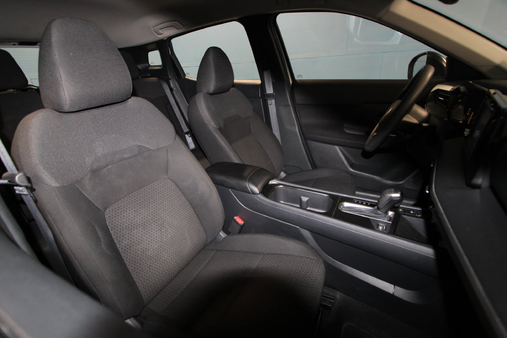 Used 2025 Nissan Kicks S FWD image 19