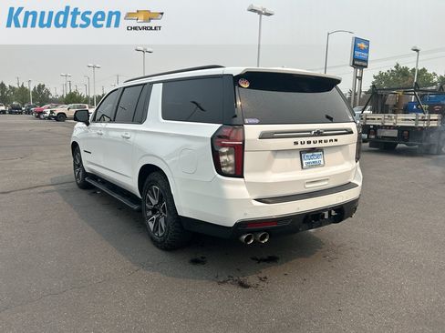 Used 2022 Chevrolet Suburban Z71 w/ Off-Road Capability Package AWD/4WD image 5