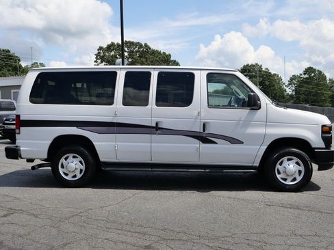 Used 2014 Ford E-350 and Econoline 350 XL w/ Power Windows & Locks Group RWD image 19