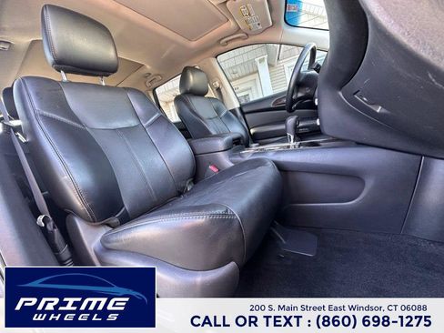Used 2015 Nissan Pathfinder Platinum w/ Cargo Package image 17