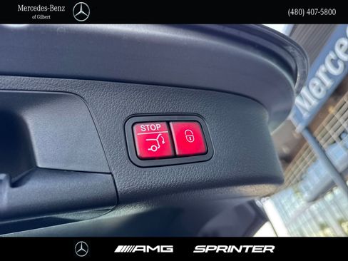 New 2026 Mercedes-Benz GLA 35 AMG 4MATIC image 6