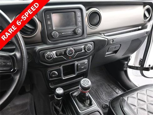 Used 2020 Jeep Gladiator Sport w/ Trailer Tow Package image 24