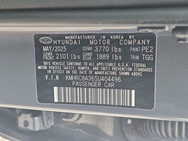 Used 2025 Hyundai Venue SEL FWD image 35