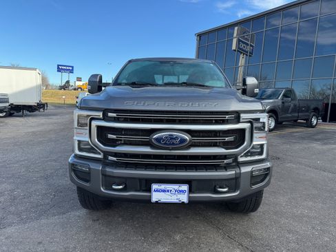 Used 2022 Ford F350 Platinum w/ FX4 Off-Road Package image 5