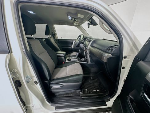 Used 2021 Toyota 4Runner SR5 image 30