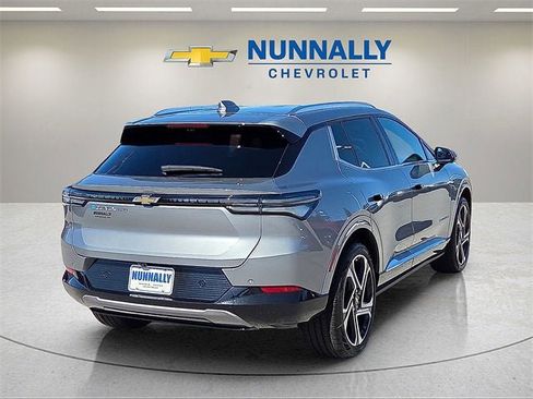 New 2026 Chevrolet Equinox EV LT image 5