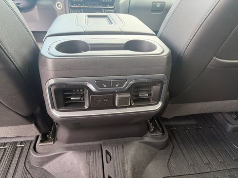Used 2019 GMC Sierra 1500 SLT w/ SLT Premium Plus Package AWD/4WD image 36