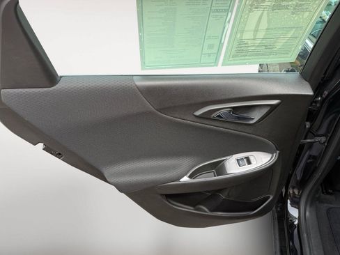 Used 2024 Chevrolet Malibu LT w/ Midnight Edition FWD image 18
