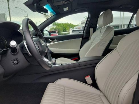 Used 2024 Genesis G70 2.5T w/ Sport Prestige Package RWD image 20