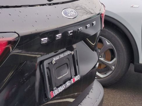 New 2026 Ford Escape SE image 11