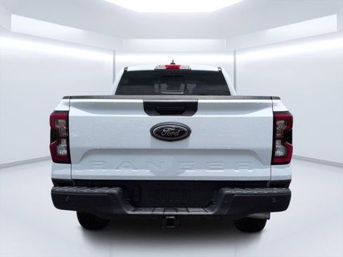 Used 2025 Ford Ranger XLT w/ Equipment Group 301A High AWD/4WD image 4