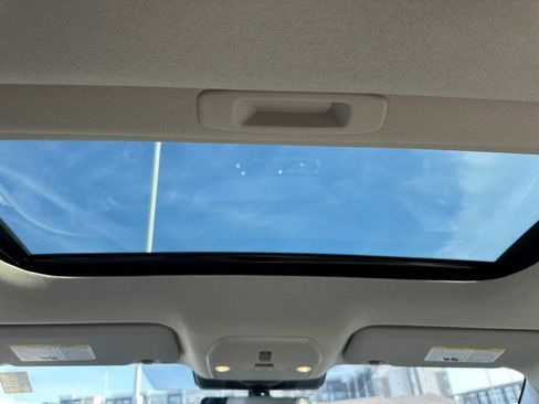 New 2026 Nissan Sentra SL w/ Floor Mat Package FWD image 5