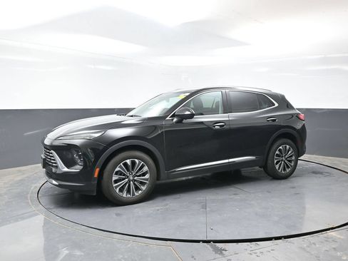 Used 2024 Buick Envision Preferred AWD/4WD image 10
