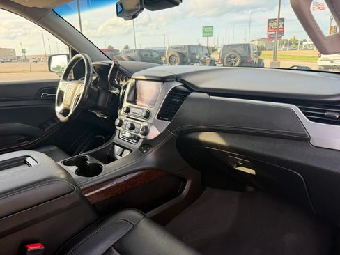 Used 2019 GMC Yukon SLT w/ Premium Edition AWD/4WD image 78
