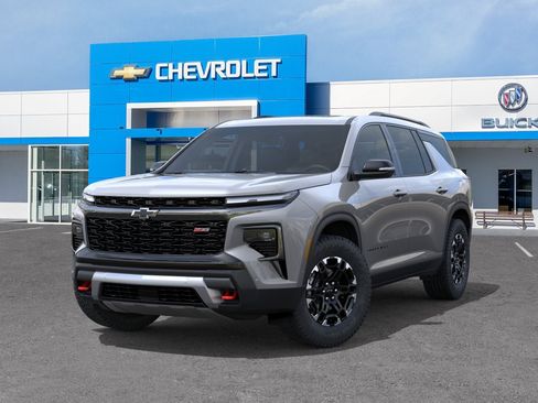 New 2027 Chevrolet Traverse Z71 w/ Enhanced Driving Package AWD/4WD image 6