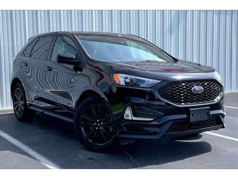 Used 2023 Ford Edge ST-Line AWD/4WD image 2