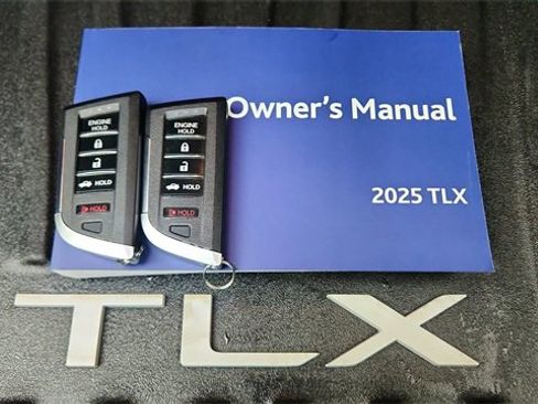 Used 2025 Acura TLX w/ Technology Package image 59