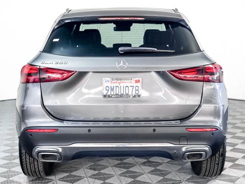 Certified 2024 Mercedes-Benz GLA 250 w/ Exclusive Package image 11