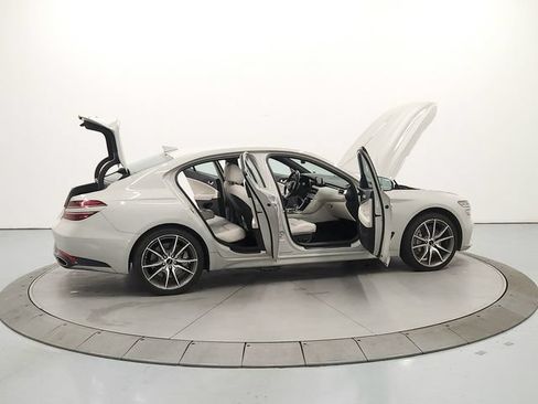 Used 2024 Genesis G70 2.5T AWD/4WD image 16