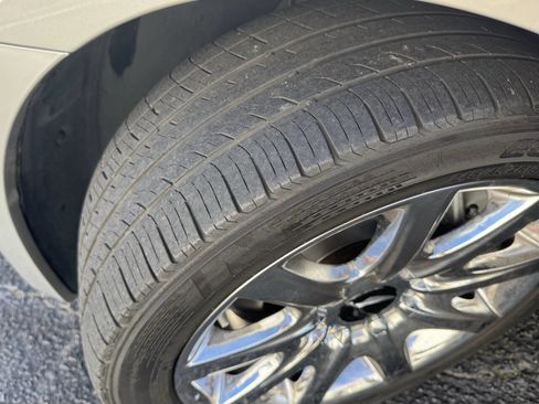 Used 2012 Hyundai Equus Signature image 21