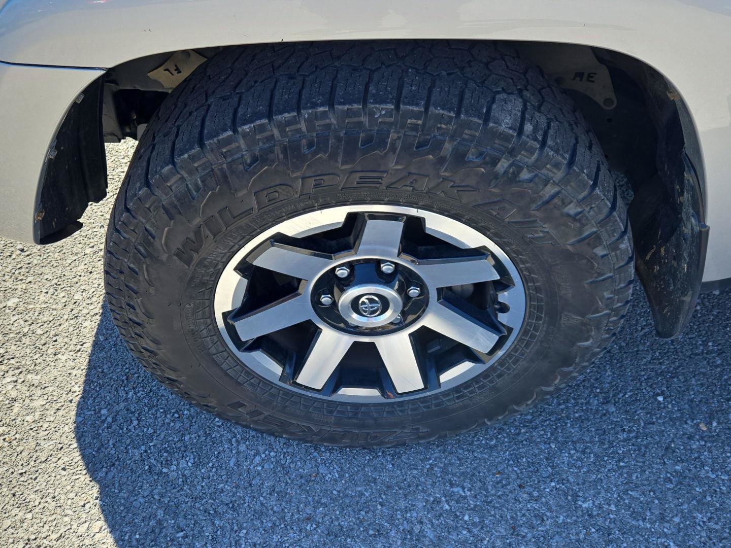 Used 2020 Toyota 4Runner TRD Off-Road Premium w/ Moonroof Package AWD/4WD image 12
