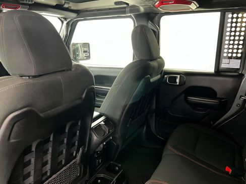 Used 2021 Jeep Wrangler Unlimited Rubicon image 19