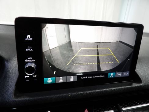 Used 2022 Honda Civic Touring image 17
