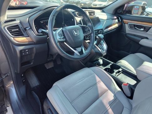 Used 2017 Honda CR-V Touring image 18