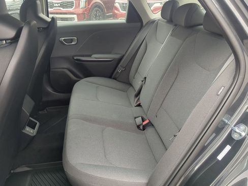 New 2025 Kia K4 LXS image 11