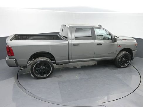 New 2026 RAM 2500 Big Horn AWD/4WD image 34
