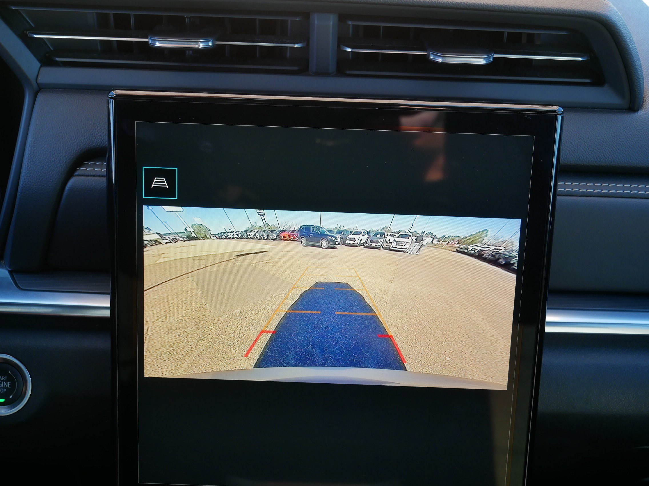 Used 2025 GMC Terrain Elevation AWD/4WD image 27