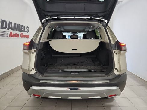 Used 2023 Nissan Rogue Platinum w/ Platinum Premium Package image 35