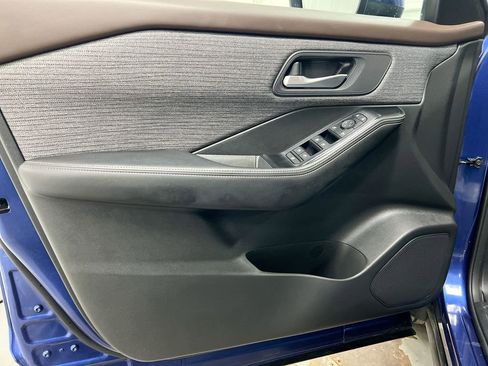Used 2023 Nissan Rogue SV AWD/4WD image 20