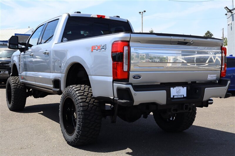 Used 2023 Ford F350 Platinum w/ FX4 Off-Road Package AWD/4WD image 3