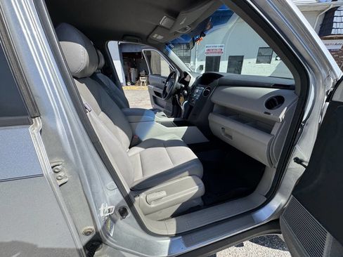 Used 2010 Honda Pilot LX image 49